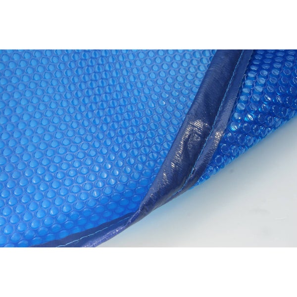 Poolabdeckung mit Luftpolsterfolie