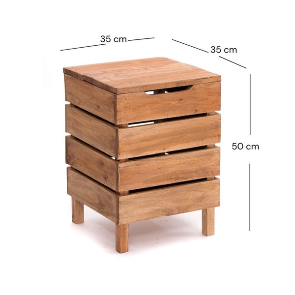 Quadratische Holztruhe in Kistenoptik mit Beinen, Breite 35 Zentimeter, Tiefe 35 Zentimeter, Höhe 50 Zentimeter.