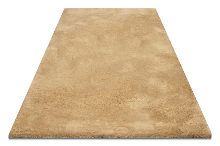 Hochflor-Teppich beige, rechteckig, weiche flauschige Struktur für Wohnzimmer und Schlafzimmer.