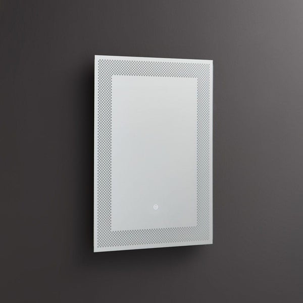 Rechteckiger Badspiegel mit umlaufender LED-Beleuchtung im Karo-Design und Touch-Sensor.