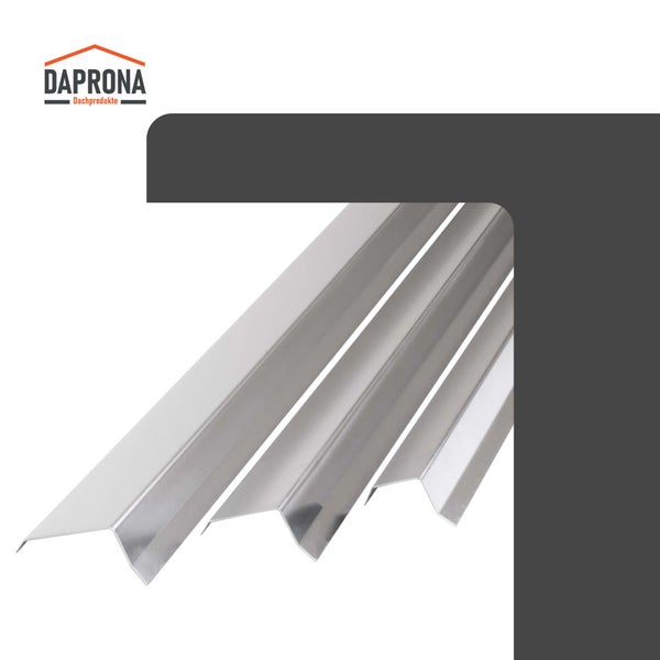 Daprona Logo. Drei Dachprofile aus Metall in verschiedenen Größen mit winkelförmigem Querschnitt.