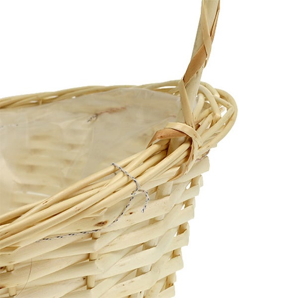 Detailansicht eines geflochtenen Korbs mit Griff