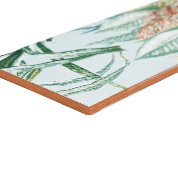 Rechteckige Wandfliese mit botanischem Blättermotiv und Tonkantenansicht