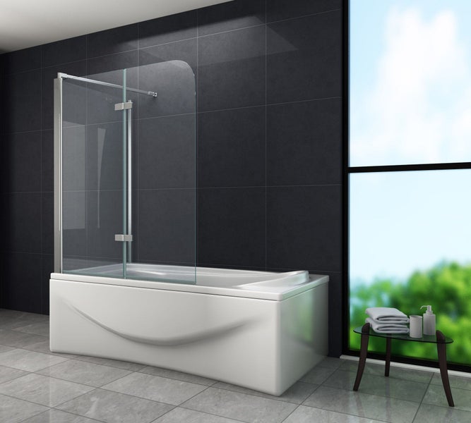 Badzimmer mit Badewanne, Badewannenaufsatz aus Glas und Beistelltisch