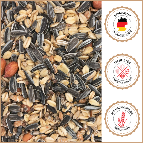 Vogelfutter mit Sonnenblumenkernen und Getreide, hergestellt in Deutschland, speziell für Herbst und Winter, aus hochwertigen Rohstoffen.