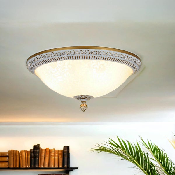 Deckenleuchte im klassischen Design