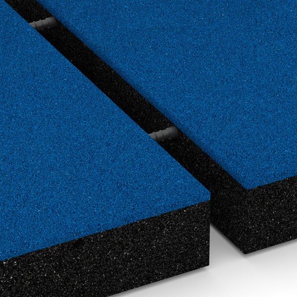 Zwei blaue Fallschutzmatten aus Gummigranulat, verbunden durch schwarze Verbindungsstifte.