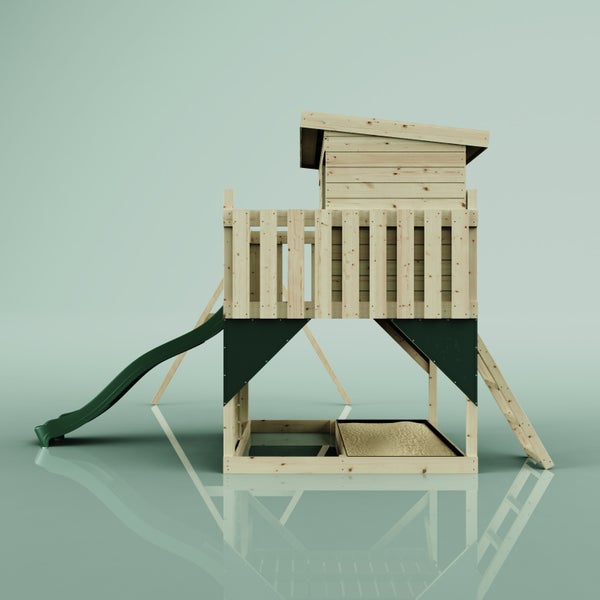 Kinderspielhaus aus Holz mit Wellenrutsche, Leiter, Sandkasten und erhöhter Plattform mit Pultdach.