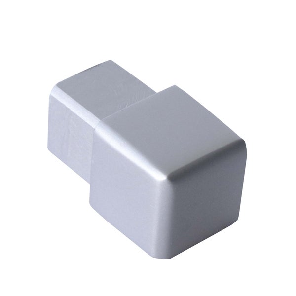 Quadratische Endkappe für Profile aus Metall.