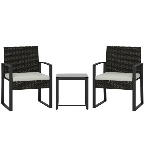 Gartenmöbel-Set bestehend aus zwei Polyrattan-Sesseln mit Sitzkissen und einem quadratischen Beistelltisch mit Glasplatte.