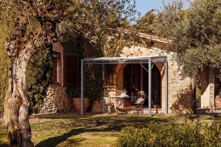 Pergola ELEO Ischia 2 x 3 m anthrazit - pulverbeschichtet | mit Sonnensegel ecru
