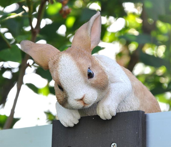Dekofigur Gartenfigur Hase für Zaun und Trennwand