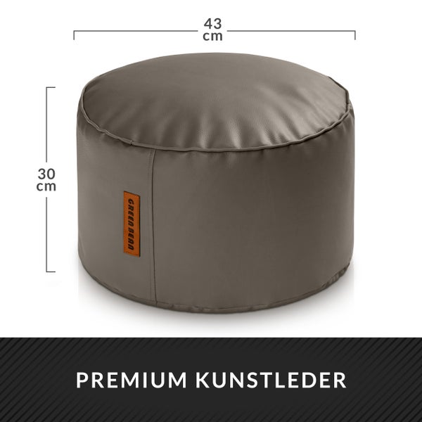 Runder Sitzpouf aus Kunstleder mit den Maßen 43 mal 30 Zentimeter.