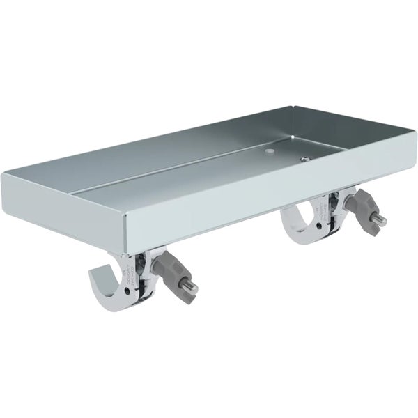 Hängepflanze mit grünen Trieben in einem Topf