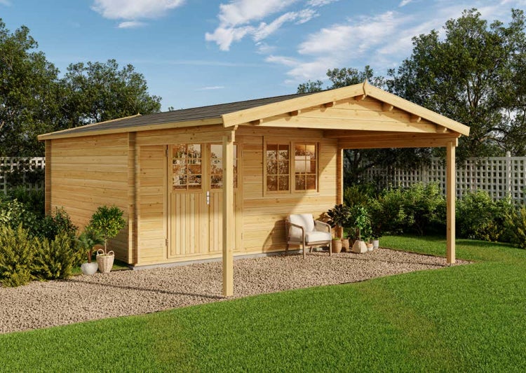 Gartenhaus aus Holz mit großem Vordach, Doppeltür mit Fensterausschnitten und zwei Seitenfenstern in einem gepflegten Garten.