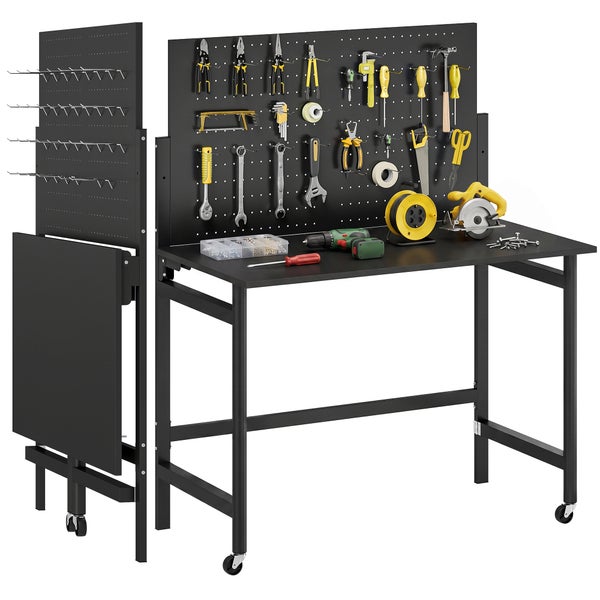 Schwarze mobile Werkbank mit Rollen und Werkzeugwand, inklusive diverser Werkzeuge und Kleinteilebox.