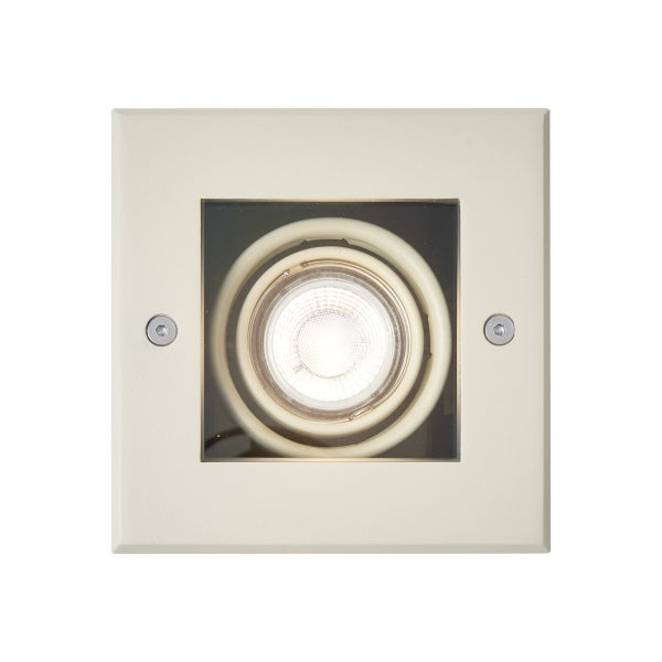 Quadratischer Einbaustrahler mit verstellbarem LED-Leuchtmittel hinter Glas.
