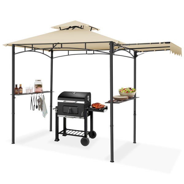 Grillpavillon mit beige Doppeldach, schwarzem Metallgestell, Seitenmarkise und Ablagen, inklusive Holzkohlegrill und Grillzubehör.