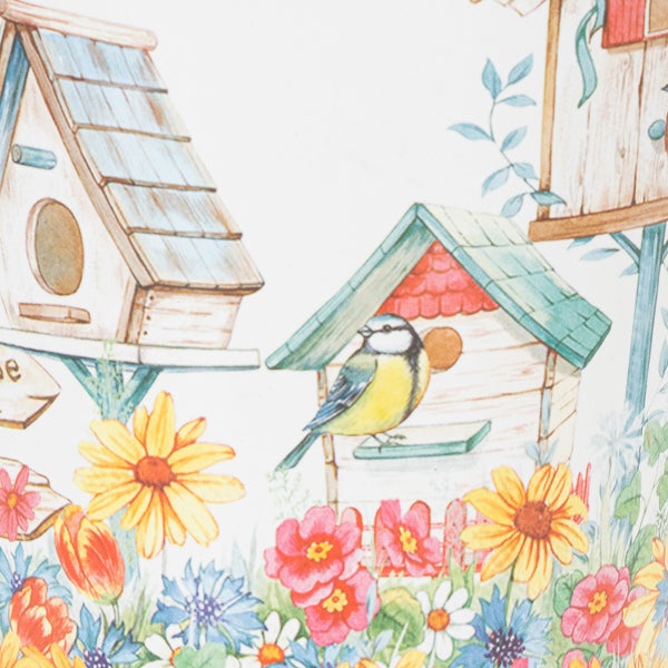 Illustriertes Muster mit verschiedenen Vogelhäusern, einer Blaumeise und bunten Blumen.