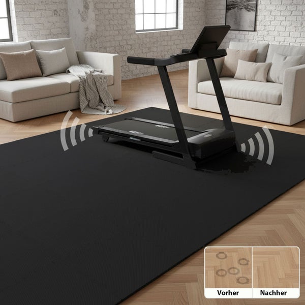 Schwarze Bodenschutzmatte unter einem Laufband in einem Wohnzimmer zum Schutz des Bodens vor Beschädigungen