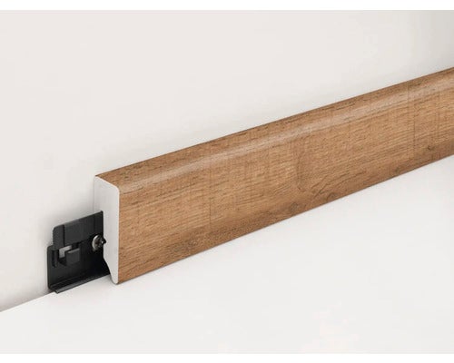 Sockelleiste aus Holz mit Montageclip