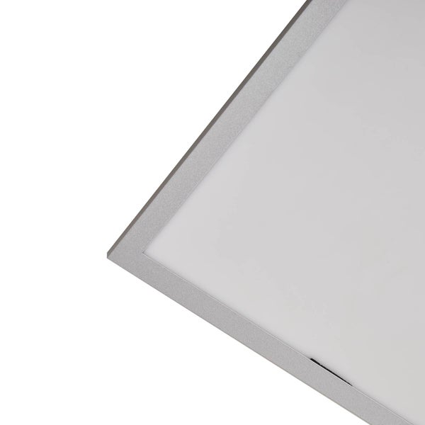 Detailaufnahme der Ecke eines flachen LED-Panels mit silberfarbenem Rahmen.