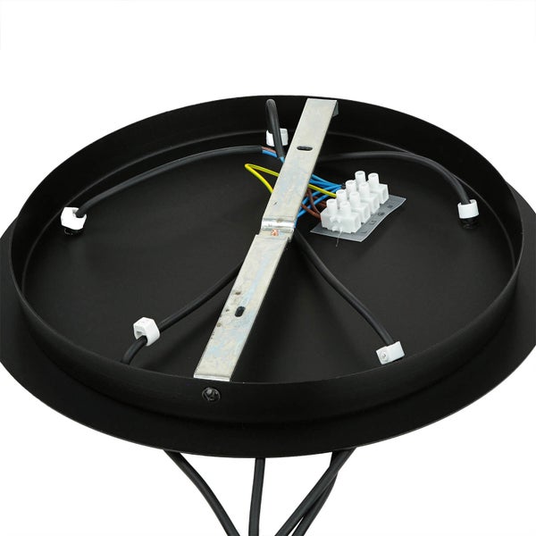 Deckenleuchte mit elektrischen Anschlüssen und Montageelementen