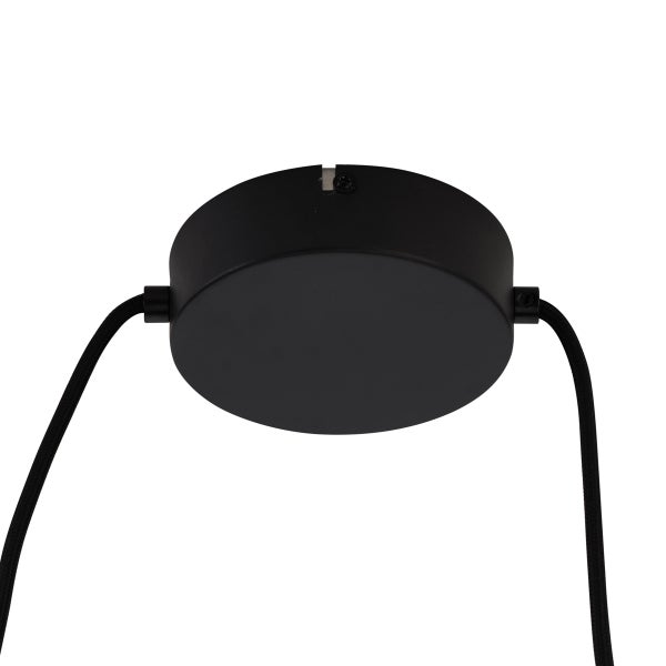 Deckenbefestigung einer Pendelleuchte