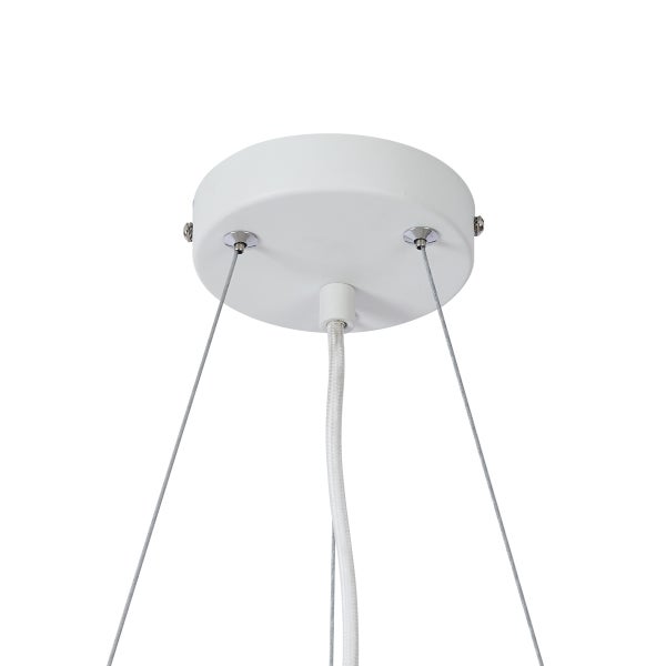 Deckenbefestigung einer Pendelleuchte mit Kabelaufhängung