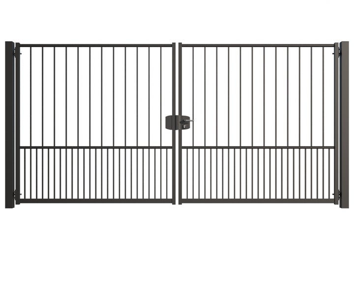 Doppeltor aus Metall mit Schloss