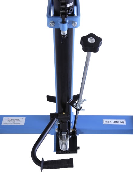 Detailansicht eines Motorradhebers mit einer maximalen Traglast von 300 kg.