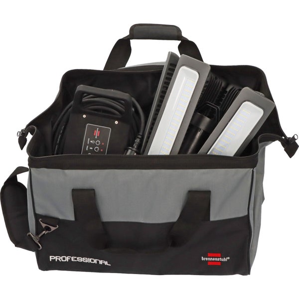 Offene Tragetasche mit LED-Strahlern und Zubehör