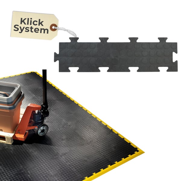 Industrie-PVC-Bodenfliesen mit Klicksystem, Rundnoppen-Oberfläche und gelber Abschlusskante, belastbar durch Hubwagen.