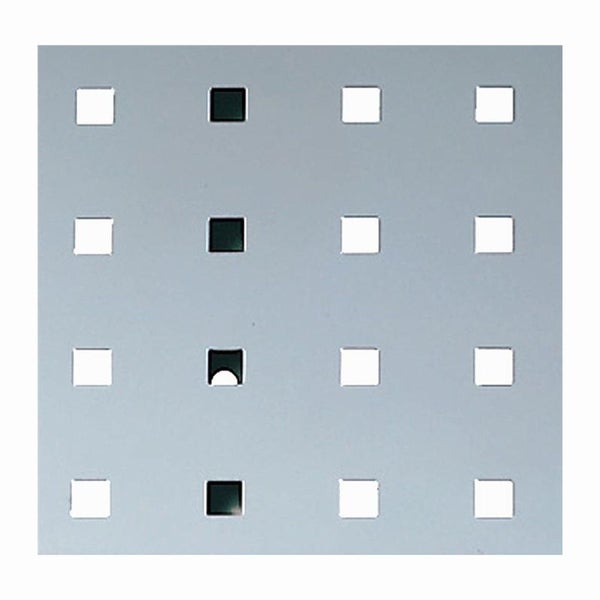 Lochwand mit quadratischer Lochung für die Werkzeugaufbewahrung.