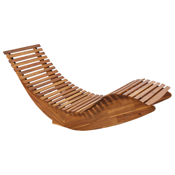 Sonnenliege aus Holz in geschwungener Form mit Latten für Garten und Terrasse.