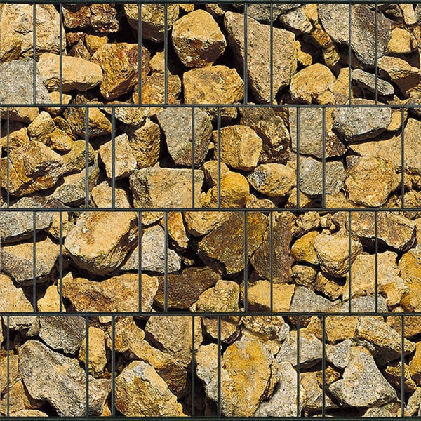 Gabionenwand gefüllt mit Steinen