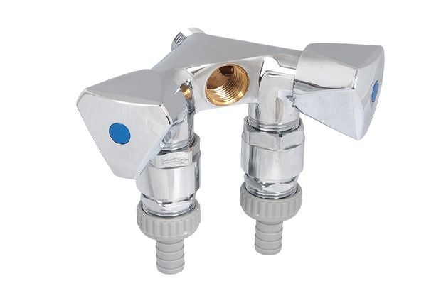 Doppel-Waschmaschinenanschlussventil aus verchromtem Metall mit zwei Handgriffen und Schlauchverschraubungen.