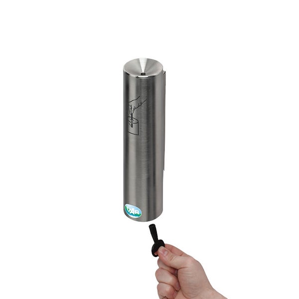 Wandascher aus Edelstahl, zylindrisch, mit VAR Logo und Dreikantschlüssel.