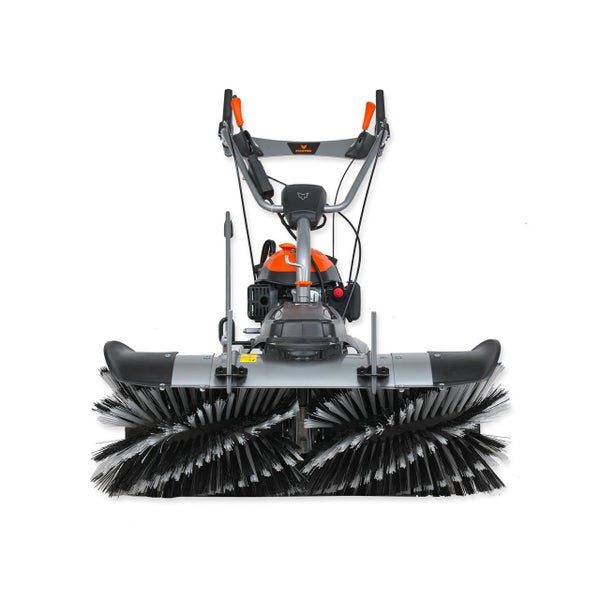 Kehrmaschine mit rotierenden Bürsten für Reinigungsarbeiten im Außenbereich