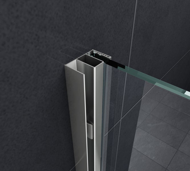 Detailansicht einer Duschkabine mit Aluminiumrahmen und Glaswand