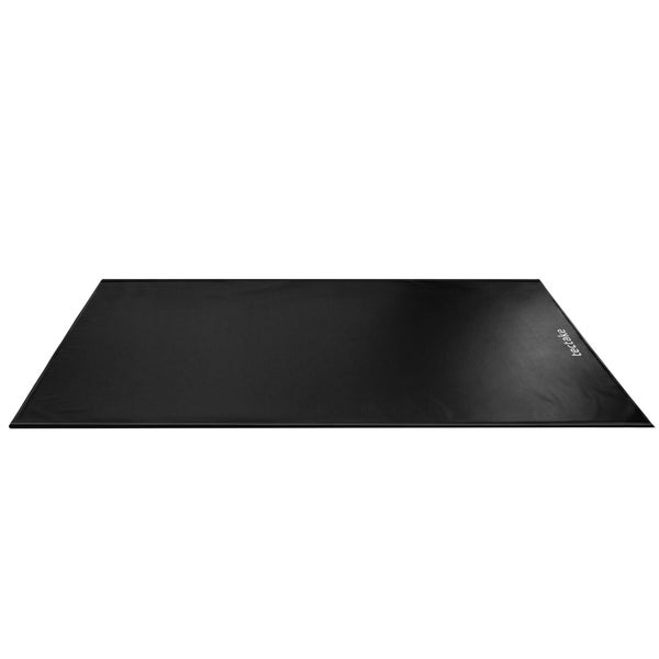 Bodenschutzmatte für Grills von tectake, schwarz, rechteckig mit glatter Oberfläche.
