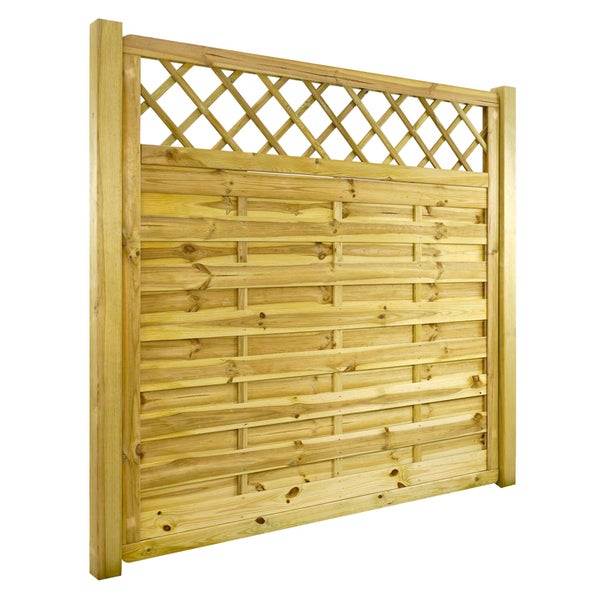 Holzzaun mit Rautenmuster