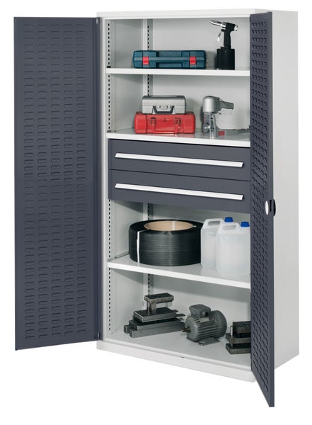 Werkzeugschrank mit Werkzeug und Zubehör