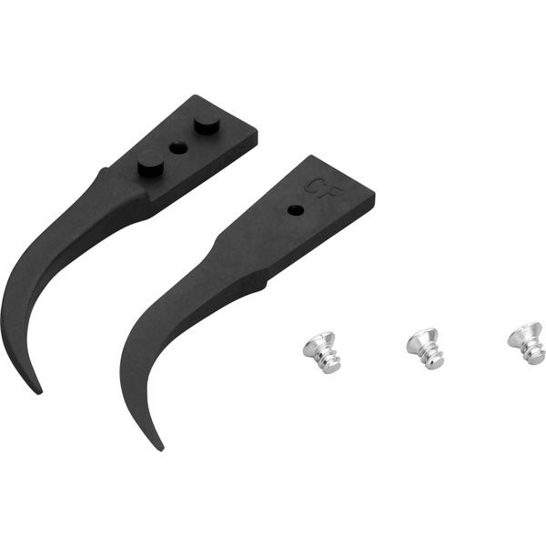 Zwei schwarze Schaber mit drei Schrauben