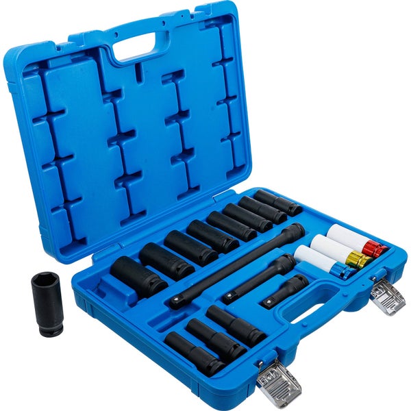 Steckschlüsselsatz in einem blauen Koffer