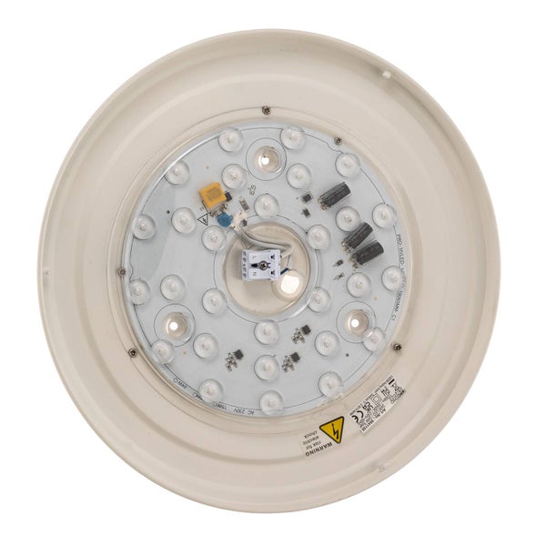 Innenansicht eines runden LED-Deckenleuchten-Moduls, 24 Watt, 230 Volt, spritzwassergeschützt IP44, mit LED-Chips und Anschlussklemme.