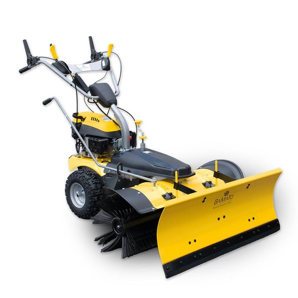 Kehrmaschine mit Schneeschild für den Einsatz im Winter