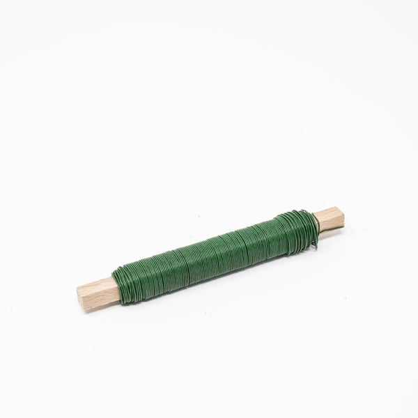 Grüner Bindedraht in gewellter Form