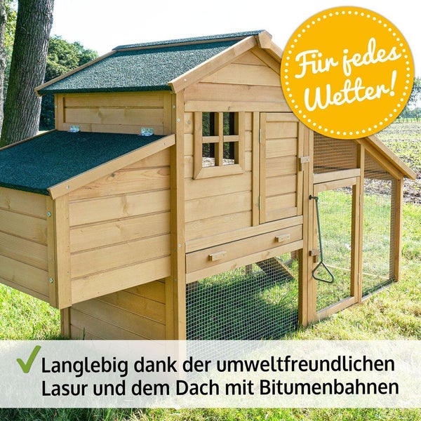 Hühnerstall aus Holz mit Bitumendach und integriertem Freilaufgehege, wetterfest und langlebig.