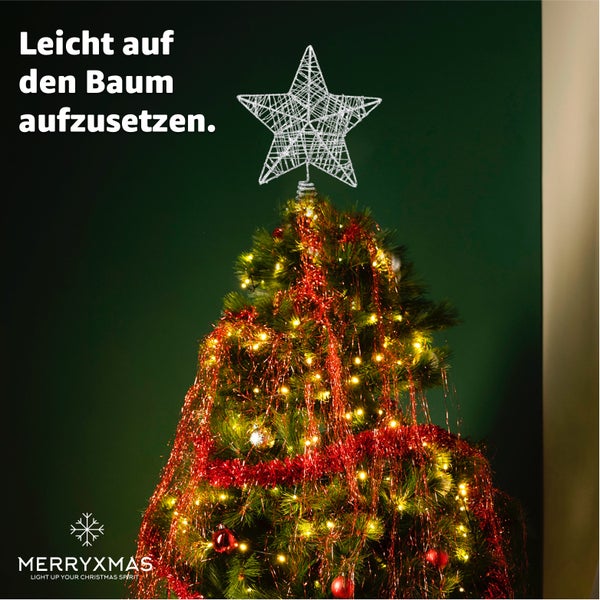 Geschmückter Weihnachtsbaum mit Baumspitze in Sternform.